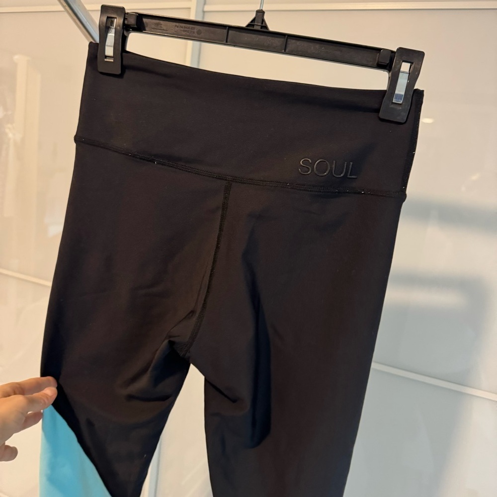 Soul by Soul Cycle Aqua and White Leggings Size S